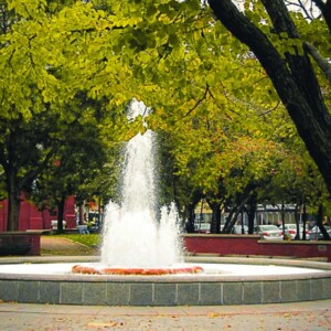 Fountain near downtown Toronto, ON. Fountain near downtown Toronto, ON.