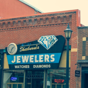 I love signage and the juxtaposition of retro and modern. Stillwater, with it's unique and historic downtown does not disappoint with it's photo opportunities. Photography: Stillwater, MN. I love signage and the juxtaposition of retro and modern. Stillwater, with it's unique and historic downtown does not disappoint with it's photo opportunities.