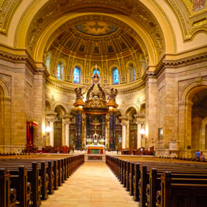 Cathedral of St. Paul. Samsung Galaxy S10. Cathedral of St. Paul. Samsung Galaxy S10.